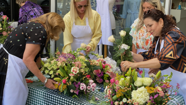 Fort Worth Florist - Flower Arraning Class